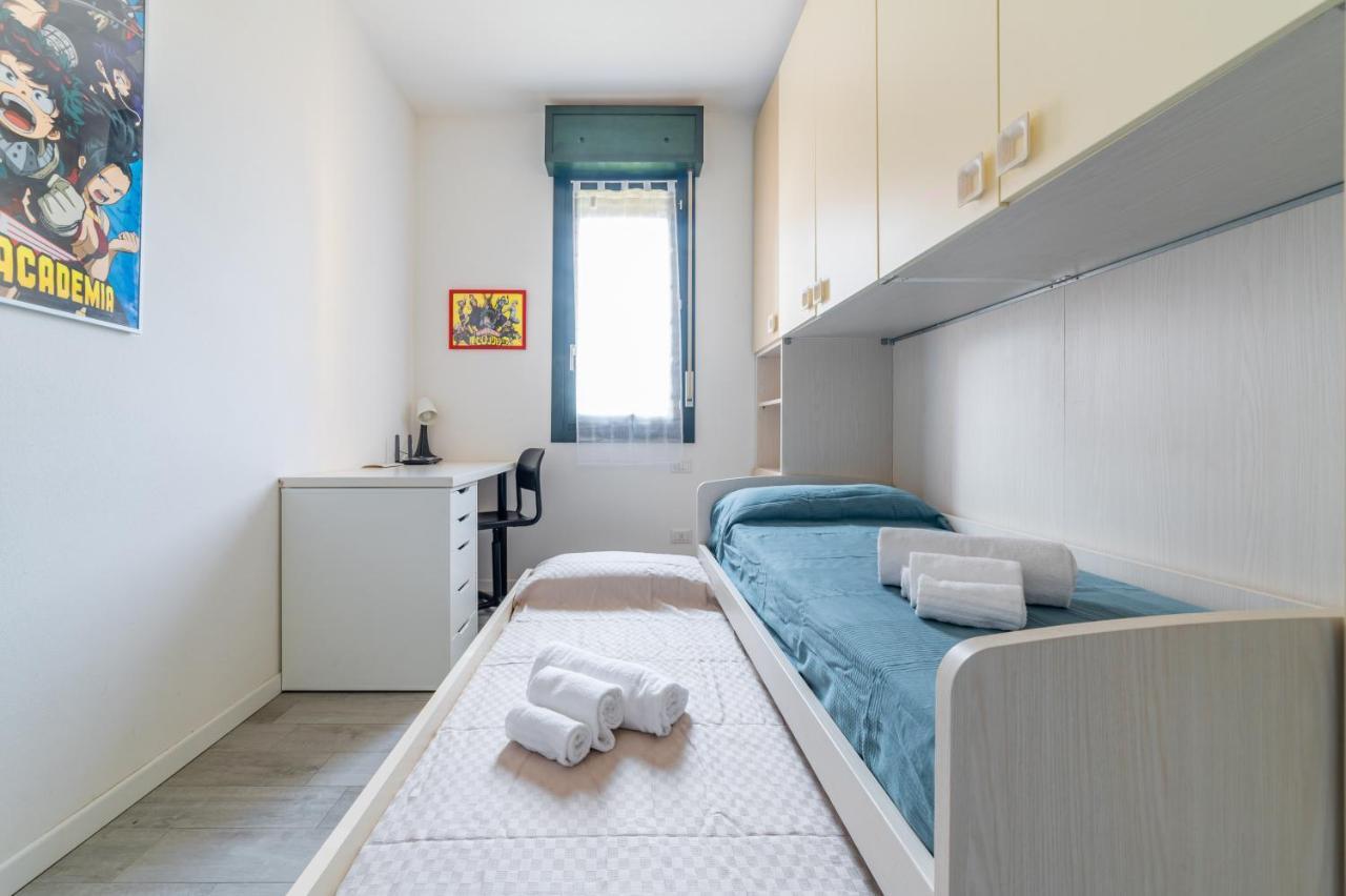 Parma Residential Apartment Con Balcone Екстериор снимка