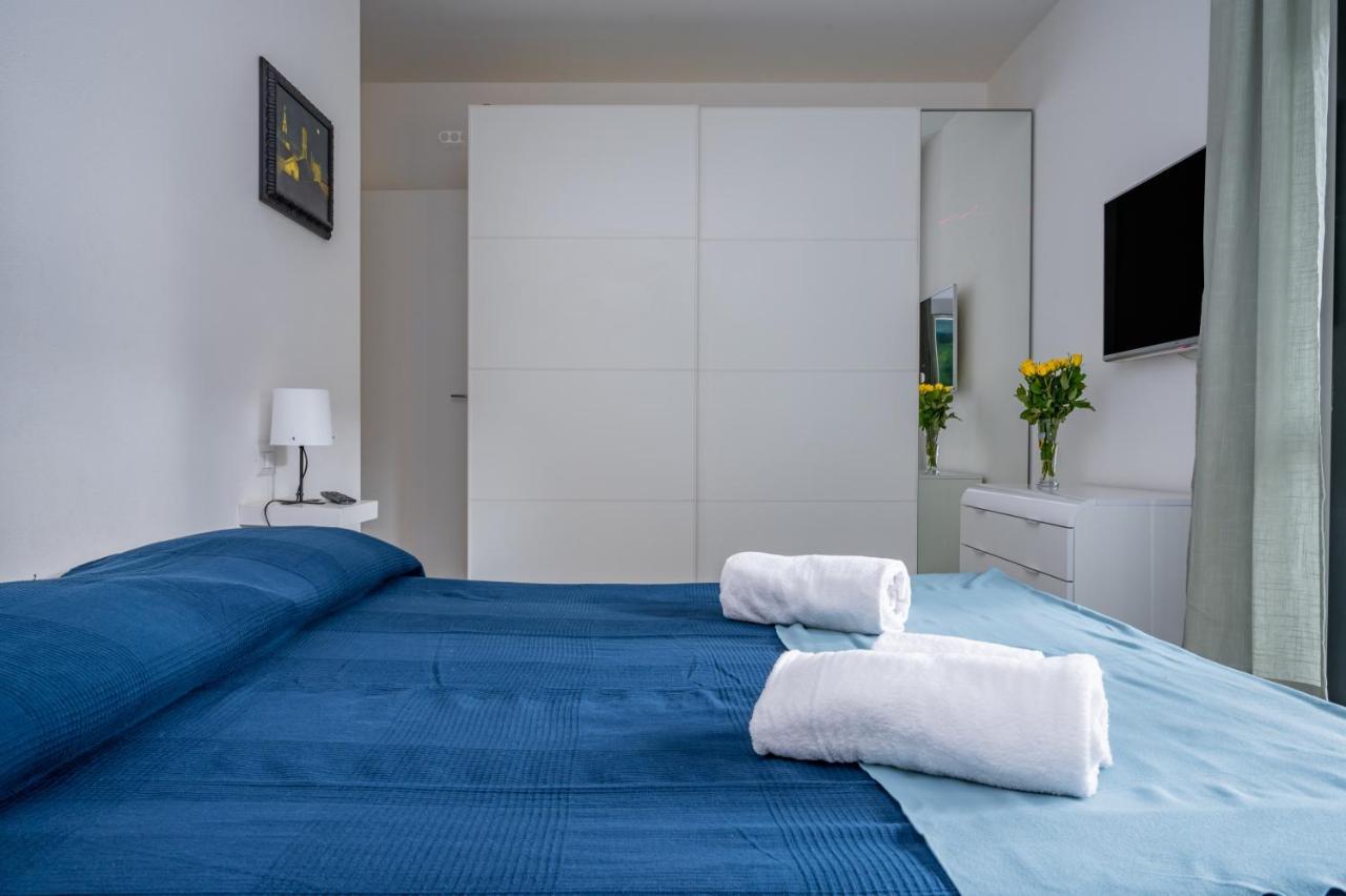 Parma Residential Apartment Con Balcone Екстериор снимка